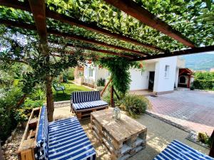 Apartments Lana & Petra