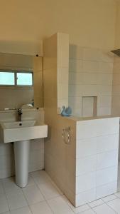 Contemporary 3BR Home DHA, KHI