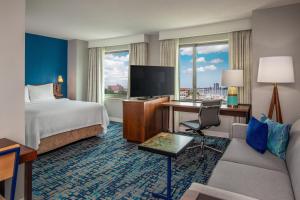Queen Studio with Sofa Bed and View room in Residence Inn by Marriott Boston Harbor on Tudor Wharf