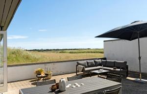 Gorgeous Home In Pandrup With Wifi