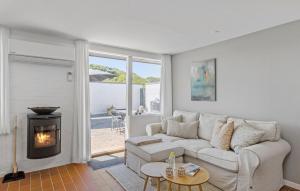 Gorgeous Home In Pandrup With Wifi