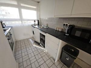 City Residence Steps from Kings Cross Station!