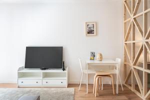 By the River - Alcantara Apartments