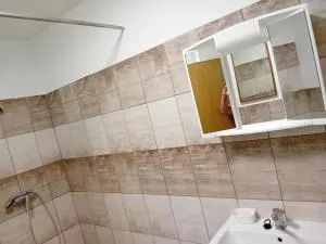 Podhradí Mitrov - Býšovec