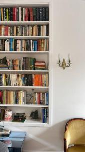 Captains Rest St Kilda West