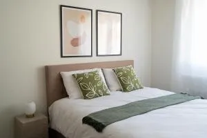 NH 2 Interlaken-Luzern Lake I Mountain I unique I connect - 梅赫陶尔