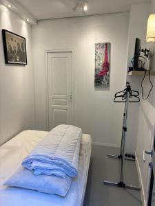 LOFT studio in zenithal light