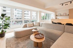 Deluxe 3 bedrooms apartment with Casino view at the beach and free parking