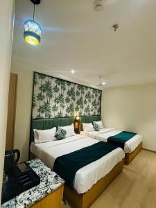 Esquire Hotel Near BKC Mumbai