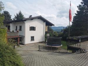 Nibbie´s - 3hvězdičkové hotely ve městě Schiefling am See