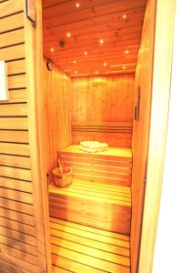 Luxury Love Cottage Spa- privatni jacuzzi &sauna , mir i privatnost