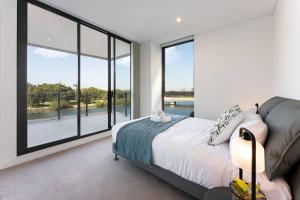 Lakeview Luxury 3Bedrooms Apt Wolli Creek close to Airport CBD