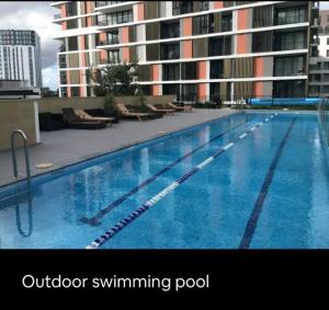 Lakeview Luxury 3Bedrooms Apt Wolli Creek close to Airport CBD