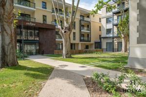 À Avignon - Le Reposant - 373B