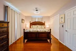 Venice Oasis Beach Ready Retreat - Eastgate