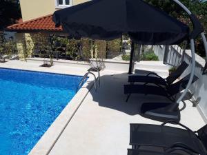 Ferienhaus mit Privatpool für 8 Personen ca 120 qm in Mugeba, Istrien Istrische Riviera - b54843 