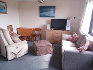 Chalet - Sleeps 4 - Parking - Garden