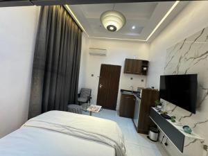 Five Palms Studio Apartment