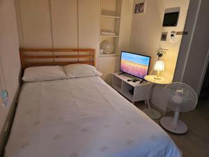 Apartment within a 1-minute walk from the 3-minute bus stop at Gochon Station