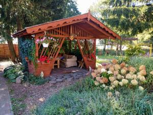 Gospodarstwo Agroturystyczne Dworek Andrzejówka