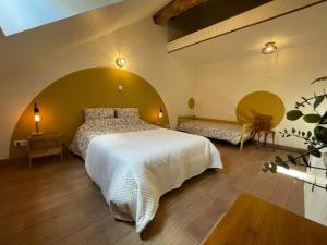 Maisons de vacances Maison Perrieres : photos des chambres