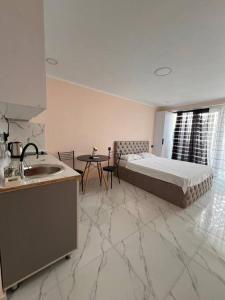 Studio near the beach, Batumi
