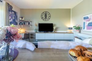 Appartements Studio Lumineux et plein de charme : photos des chambres