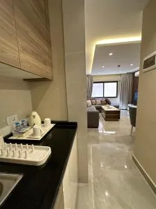 Chic Apartments For Rent ave0-7 - Umm Uthainah