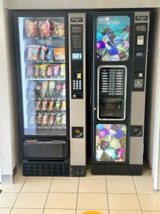 Hotels Premiere Classe St Quentin en Yvelines Elancourt : photos des chambres