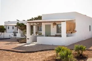 Apartamentos Punta Rasa - Cala Saona