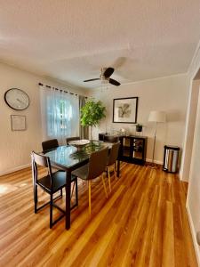 Updated Townhome Near the Beach, Tennis, and Golf