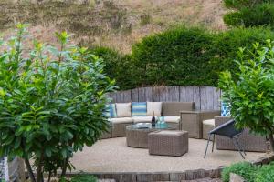 Hockley House by Bloom Stays