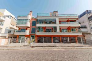 Espaçosa Cobertura Duplex com Piscina Privativa
