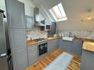 Stunningly Vibrant 1BD Flat Lower Clapton