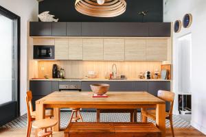 Maisons de vacances Maison 4 chambres avec piscine : photos des chambres