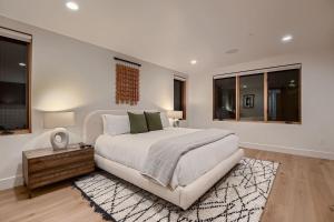 1060 Park Ski Magnificent Mountain Retreat home