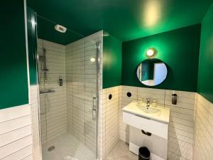 Appart'hotels All Suites Appart Hotel et Hotel - Paris 13 - Porte d'Italie : Appartement avec 2 Lits Doubles