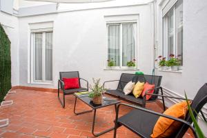 Genteel Home Manuel de Sandoval