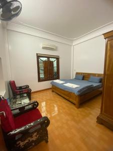 Hằng Thường Hostel - Motorbikes And Tour