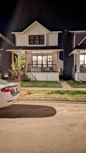 Cozy 1-Bedroom Basement Suite in Rosewood