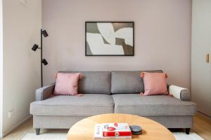 Blueground Holešovice family-friendly nr park PRG-3