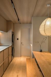 Căn Hộ 3 Phòng Ngủ (Three-Bedroom Apartment)