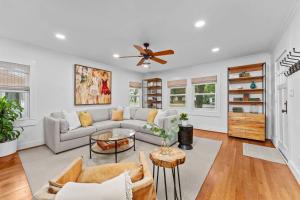 The Hackberry - Hot Tub Fire Pit & Close to Main