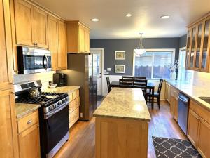 Bluebird Day - Riverside Cottage