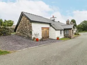 Penrallt - 彭特雷佛拉斯