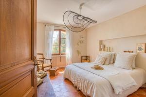 B&B / Chambres d'hotes Mas de Bacalan : photos des chambres