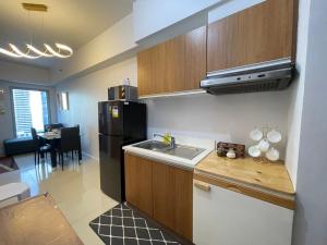 8 Adriatico Staycation