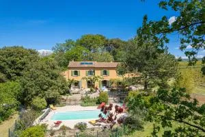 马斯德巴卡兰住宿加早餐旅馆 - 莫穆瓦龙 马斯德巴卡兰住宿加早餐旅馆 - 莫穆瓦龙