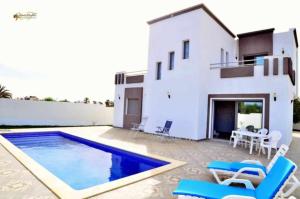 villa avec piscine sans vis a vis