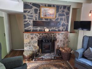 Cosy riverside cottage in beautiful Corris